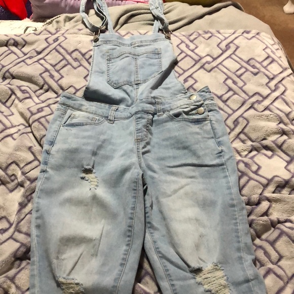 Girls Overalls - Picture 1 of 3